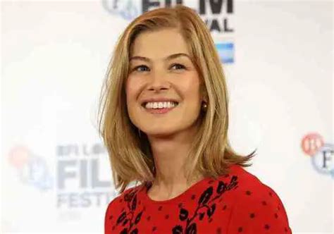 Rosamund Pike Height Age Net Worth Affair Career And More