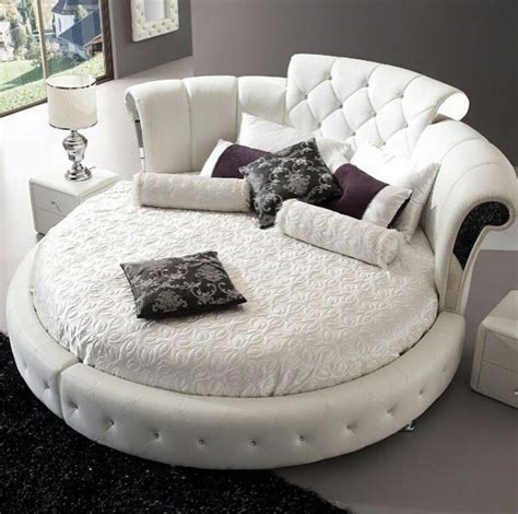 Just take a look at this spectacular design with the mix of wooden, plastic, and. Sofa Santai Kancing 1000 - SOFAKUTA