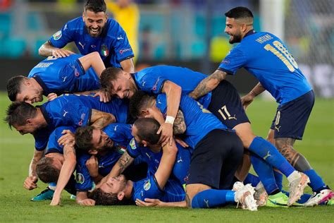 España Italia Dinamarca E Inglaterra Los Semifinalistas De La Eurocopa
