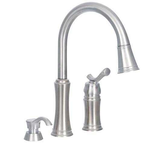 Traditional styling and modern functionality come together in dramatic fashion for a timeless look with the leland kitchen collection. Delta Kate Single Handle Pulldown Kitchen Faucet