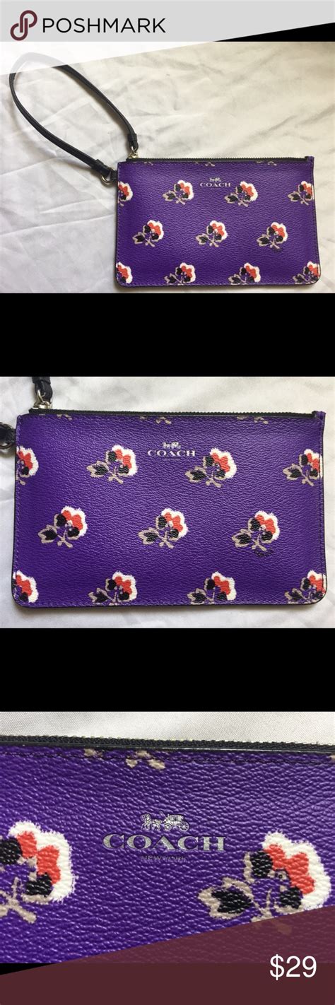 Shop women's small wallets at uk.coach.com and enjoy complimentary shipping & returns on all orders! Authentic Coach wristlet Purple floral pattern | Purple ...