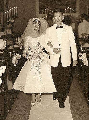 The Look Of A 1960s Wedding Vintage Wedding Photos