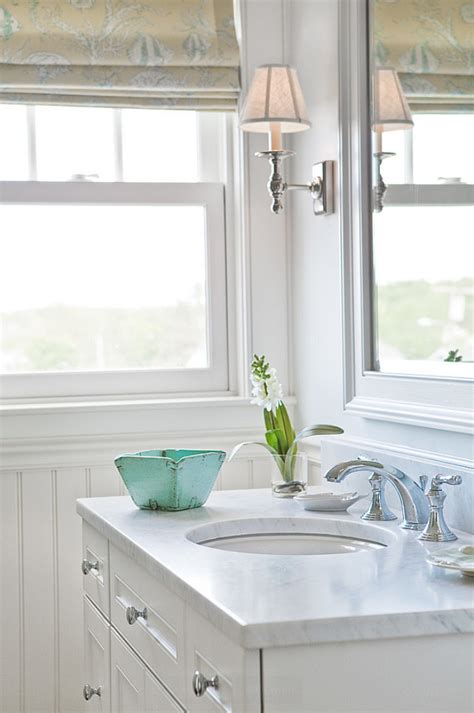 Granite is a strong surface that will be a reliable countertop, even when wet. Category: Laundry Room Design - Home Bunch Interior Design ...