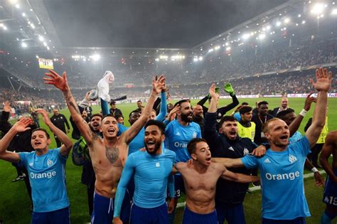 Om), mais conhecido no brasil como olympique de marselha ou apenas olympique e em portugal como marselha, é um clube de futebol da frança, e mais específicamente de marselha, segunda maior cidade do país, estando localizada no sul da frança. Ce que va toucher l'Olympique de Marseille grâce à l'UEFA ...