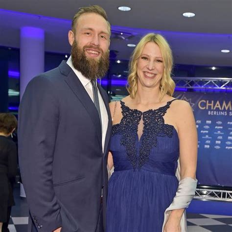 Jun 21, 2021 · usain bolt: Robert Harting: Diskus-Weltmeister heiratet Julia Fischer ...