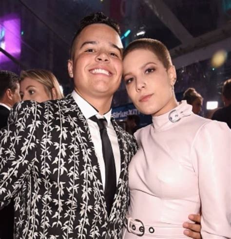 Who is halsey dating right now? Halsey (singer): Bio, family, net worth, boyfriend, age ...