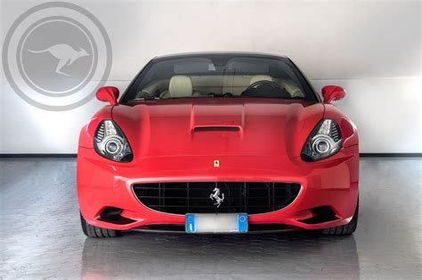 The california t epitomises the sublime elegance, sportiness, versatility and exclusivity that have distinguished every california. Rent Ferrari California DCT Cabrio in Italy or French Riviera - Joey Rent