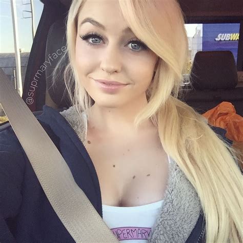 Supermaryface Sexy And Cleavage Pictures 40 Pics Sexy Youtubers