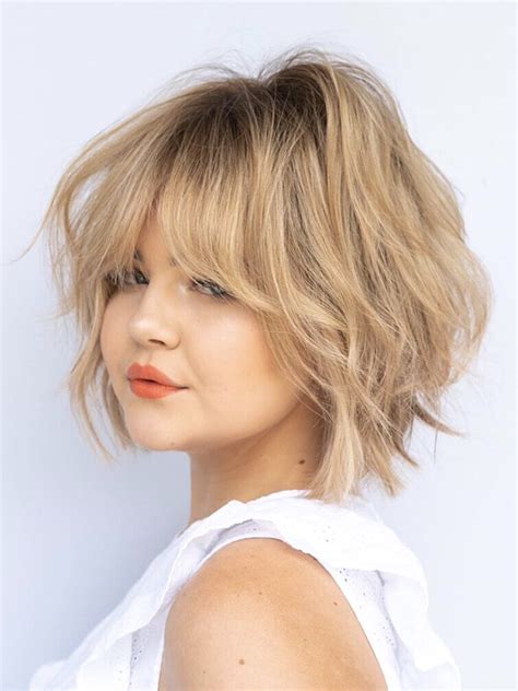 11 Short Haircuts For Women For Round Face Short Hairstyle Ideas