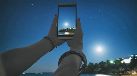 Best Stargazing Apps For Looking At The Night Sky In 2021 Toms Guide