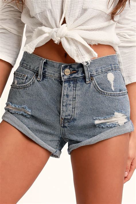 your attractive summer look with new shorts