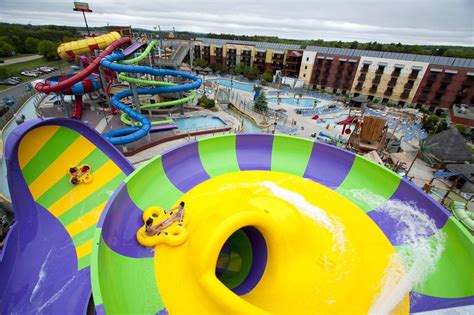 Best Water Parks In The Usa That Are Fun For Everyone Thrillist Water Parks Near Me Fun Water