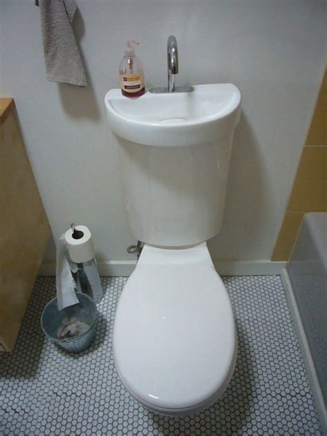 20 Japanese Toilet Sink Combination