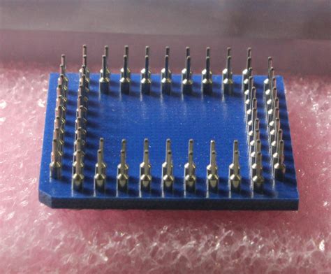 1 New Augat 4 1437522 4 Ic Pin Grid Array Sockets 68 Pin Blue Ebay