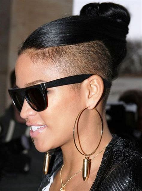 Scroll through this gallery to find your next look. 50 Mohawk Hairstyles for Black Women | Girls, Long hair ...