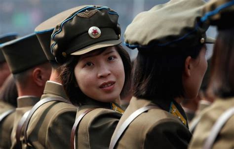 A Day In The Life Of North Korean Girls 29 Pics