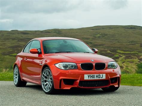 The bmw 1 series has arrived to attract all the admiring glances. BMW 1 Series Coupe (2007 - 2012) review | Auto Trader UK