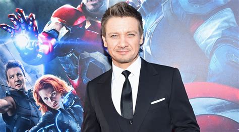 Jeremy Renner Gave The Perfect Reponse To Rumors About His Sexuality