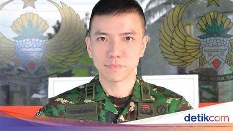 Gantengnya Mirip Aktor Korea Foto Dokter Tentara Indonesia Ini Viral