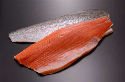The nasdaq salmon index is the weighted average of weekly reported sales prices and corresponding volumes in fresh superior atlantic salmon, head on gutted (hog), reported to nasdaq commodities by a nasdaq salmon index is published every tuesday. Farmed salmon prices in Scotland dive, Norway's stay at ...