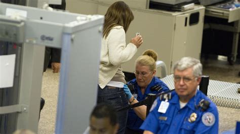 Tsa Failed To Find Of Fake Weapons In Mock Tests