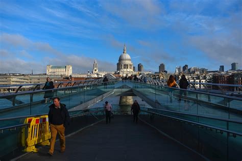 New Study Sheds More Light On What Caused Millennium Bridge To Wobble