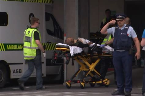 At Least 49 Dead In New Zealand After Shootings At Two Mosques Middle East Eye édition Française