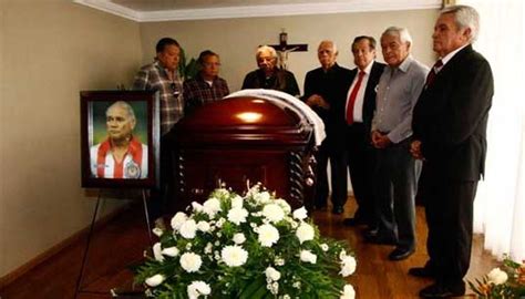 December 2012) var en mexicansk fodboldspiller. Diario Regional de Zapotlán: DEPORTES