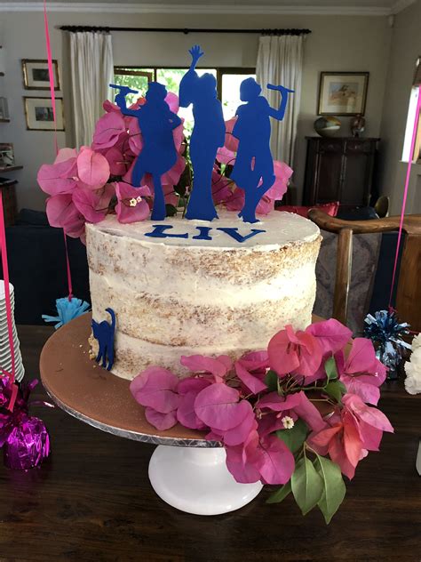 Mamma Mia Cake Mamma Mia Mama Mia 17 Birthday Cake