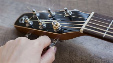 Restringing Acoustic Guitar How To Replace Strings Properly