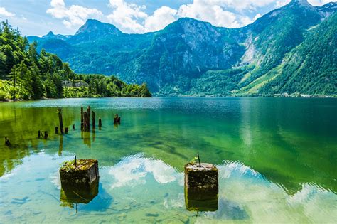 Das Kleine Dorf Hallstatt In Österreich Urlaubsgurude