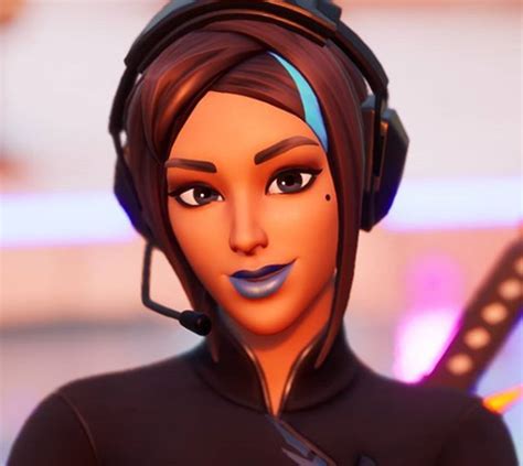 Pin De Andreaftr En Fortnite Fortnite Personajes Fotos De Gamers Personajes