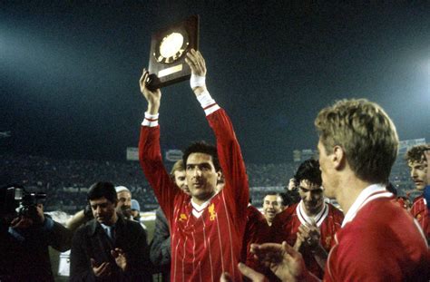 Ve contenido popular de los siguientes autores: Supercoppa UEFA 1984 - Wikipedia