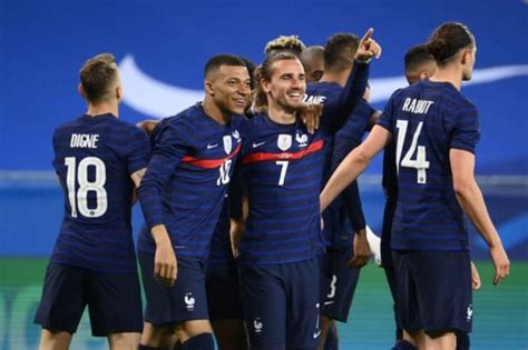 تشكيل منتخب فرنسا المتوقع أمام البرتغال تاريخ مواجهات فرنسا والبرتغال : دراسة.. منتخب فرنسا بطل يورو 2020 | يلاكورة