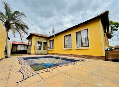 3 Bedroom House For Sale In Meyersig Lifestyle Estate 13 Langkloof