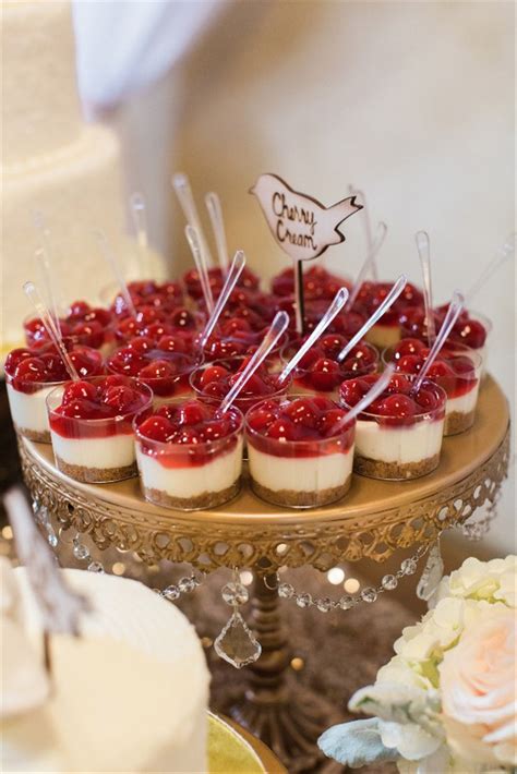 23 Unique Wedding Cheesecakes For Cool Couples