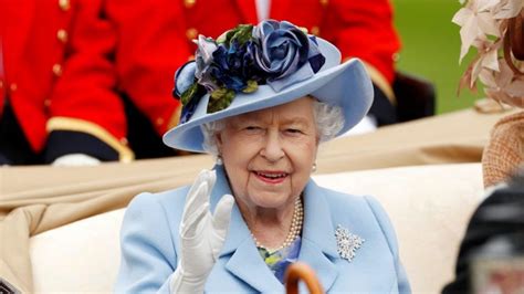 Isabel II cumple 94 años la reina que los vio caer a todos