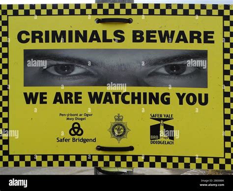 Criminals Beware Hi Res Stock Photography And Images Alamy