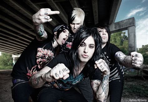 Pin By Kalea Shoemake On Music Falling In Reverse Ronnie Radke