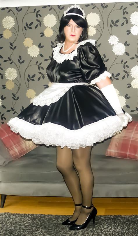 Lockable And Escape Proof Satin And Organza French Maid Uniform