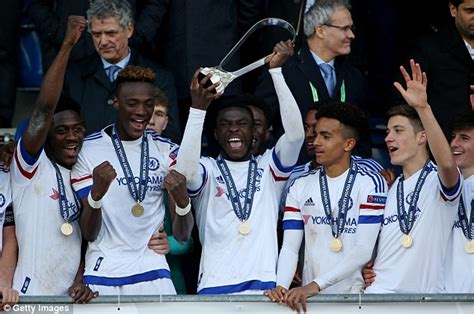 Psg 1 2 Chelsea Blues Hold On For Second Consecutive Uefa Youth League