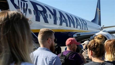 Ryanair Rapped Over Low Emissions Claims Bbc News
