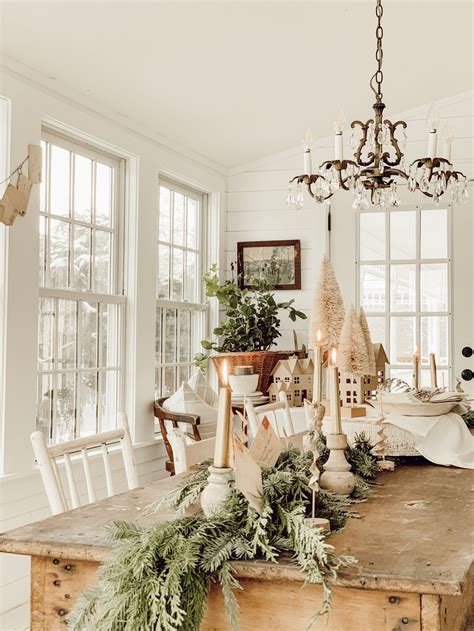 A Cozy Nostalgic Christmas Dining Room Farmhouse Christmas Decor