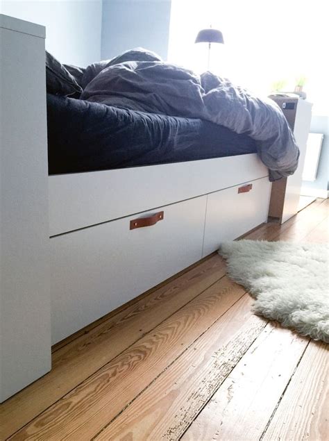 Brimnes bett mit schubladen perfekt fur das jugendzimmer ikea. Ledergriffe - so einfach motzt man Möbel auf — von innen ...