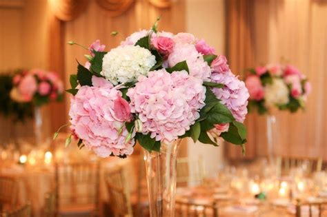 Pink Hydrangea Centerpiece I Like The Greenery In This One It Feels A