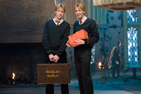 Fred And George Weasley Harry Potter