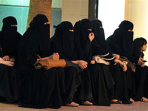saudi arabia women councillors segregated from men at meetings the independent the independent