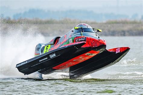 Formula 1 Powerboats To Make Waves On Thames For First Time London