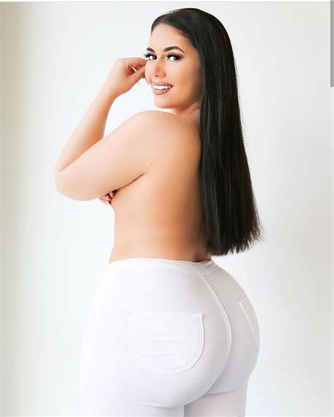 Hot Plus Size Instagram Models Latest Pictures Plus Size Models Instagram