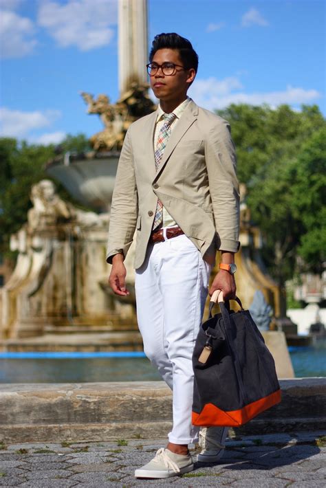 Since the shirt is unwearable as is, give it a try. MANtoMEASURE: Summer color - WHITE: How to wear white ...